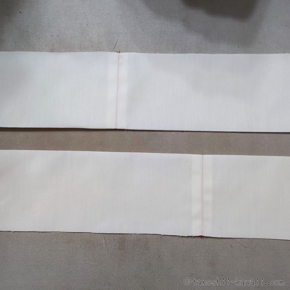 フリルを半分に折る