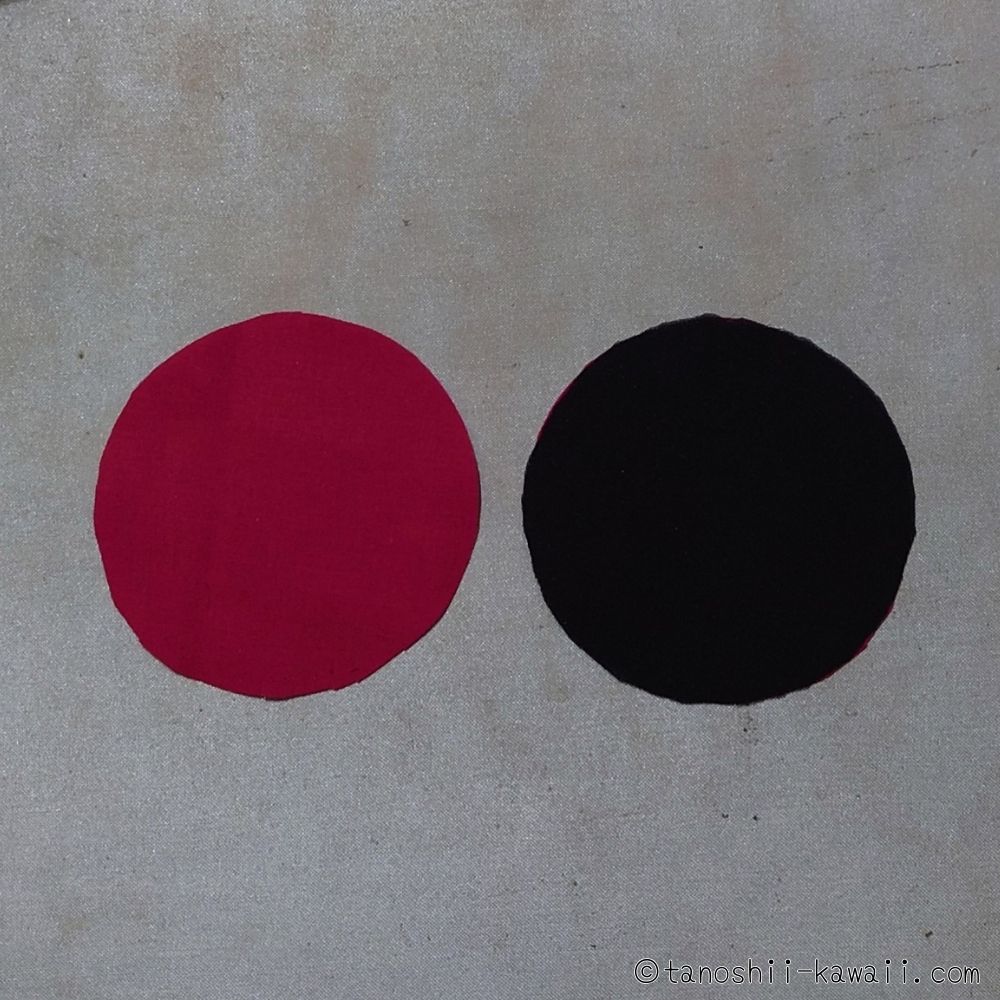 丸部分に芯を貼る