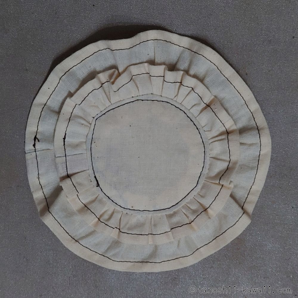 丸部分にコバステッチをかける